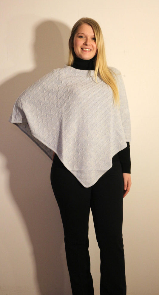 Kaschmir Poncho mit Zopfmuster